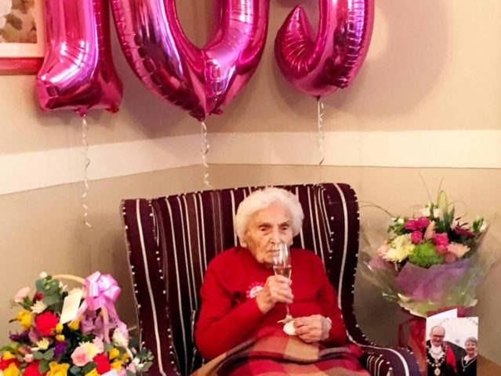 Nenek 105 Tahun Ungkap Rahasia Mengejutkan Bisa Panjang Umur