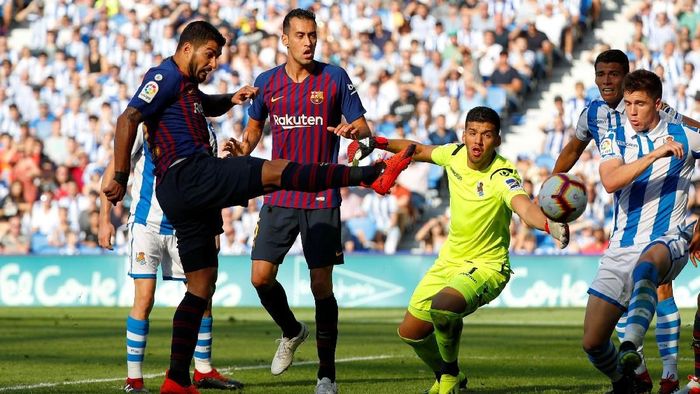 Barcelona melanjutkan start sempurnanya di Liga Spanyol dengan mengalahkan Real Sociedad 2-1 (Foto: Paul Hanna/Reuters) Barcelona melanjutkan start sempurnanya di Liga Spanyol dengan mengalahkan Real Sociedad 2-1 (Foto: Paul Hanna/Reuters)