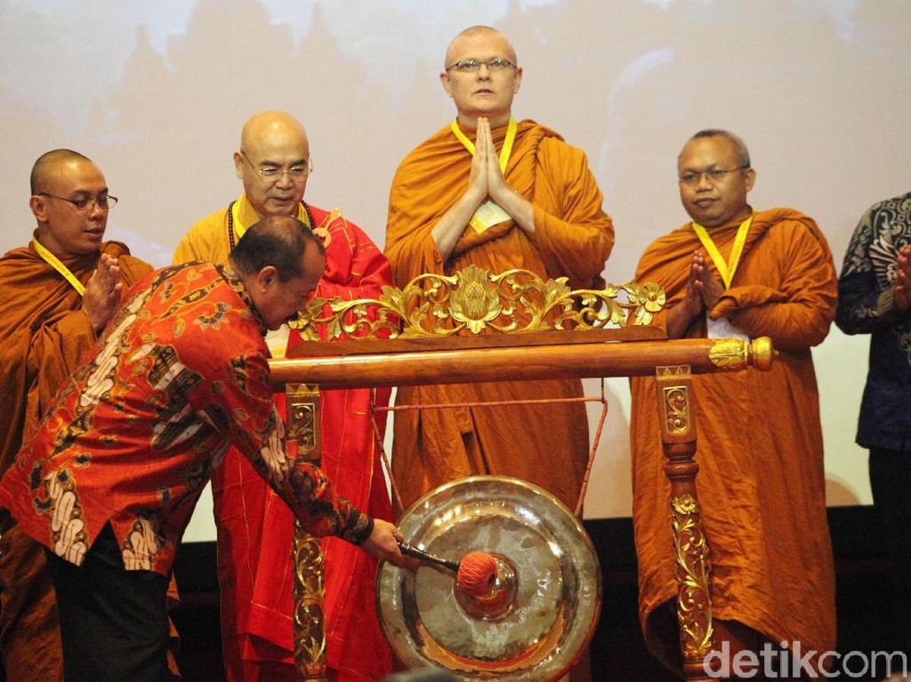 Pertemuan Umat Budha se-Asia Digelar di Jakarta Pertemuan Umat Budha se-Asia Digelar di Jakarta