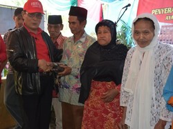 Entaskan Kemiskinan di Pandeglang, Kementan Beri Bantuan Ayam