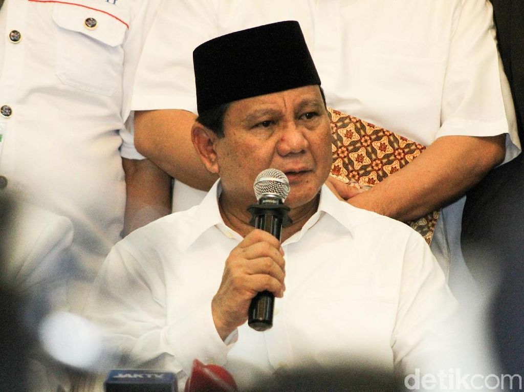 Dukungan Habib Rizieq yang Disambut Prabowo dengan Haru dan Takbir