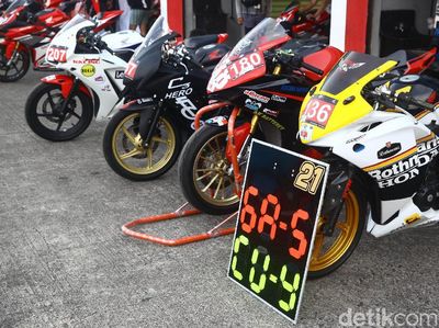 Ratusan Bikers CBR Adu Cepat di Sentul