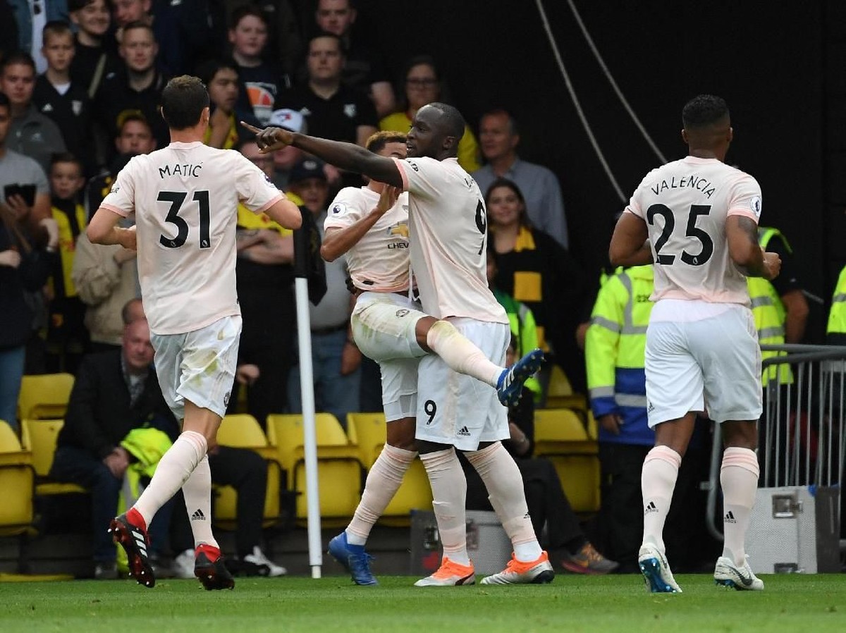 Manchester United merayakan gol pertama ke gawang Watford. (Foto: Ross Kinnaird/Getty Images)