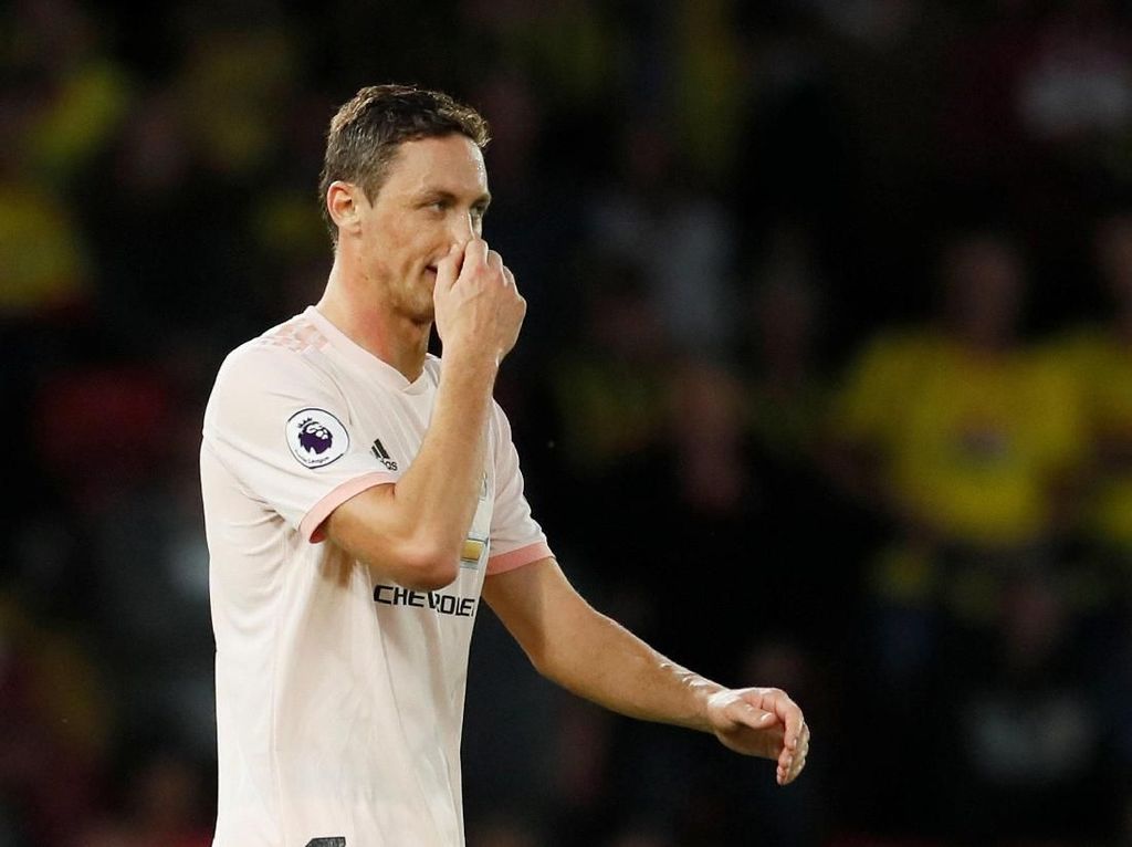 Matic Kena Kartu Merah, Tumben Mourinho Tak Kritik Wasit Matic Kena Kartu Merah, Tumben Mourinho Tak Kritik Wasit