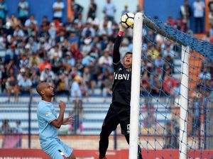 Tundukkan Bhayangkara FC, Aji Santoso Puji Pemain Setinggi Langit