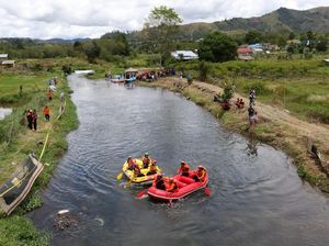 Foto: Rafting Seru di Kaki Gunung Leuser