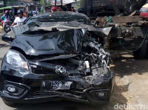 Rem Blong, Truk Tabrak 7 Kendaraan di Pandaan, 4 Orang Terluka