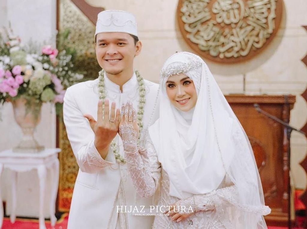 30 Ucapan Pernikahan Islami Simple dan Penuh Doa