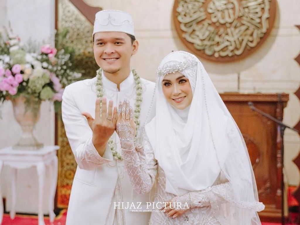Usai Nikah, Anisa Rahma Tulis Kata-kata Romantis untuk Suami Usai Nikah, Anisa Rahma Tulis Kata-kata Romantis untuk Suami