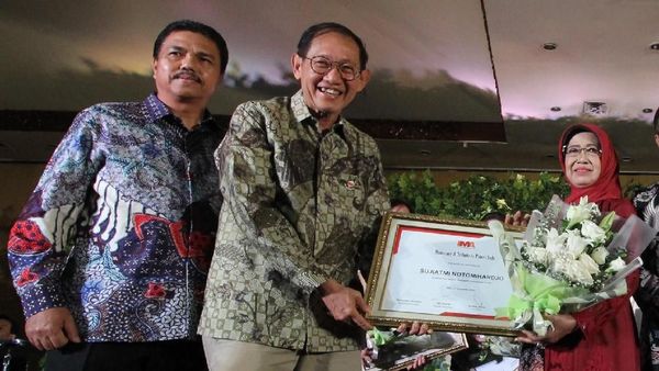 Penghargaan Wanita Indonesia