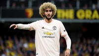 Menjadi jawaban dari segala masalah MU. Fellaini mengembalikan penguasaan bola kepada MU lebih banyak daripada pemain lain (10). Gelandang Belgia itu juga memenangi tujuh dari sembilan duel udara serta menciptakan assist atas gol kedua MU yang dicetak Smalling. (Foto: Ross Kinnaird/Getty Images)