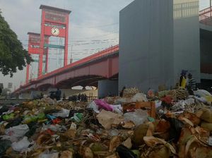 Video: Sampah di Sungai Musi, Datang Lagi dan Datang Lagi