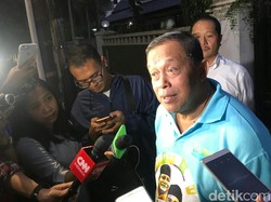 Djoko Santoso: Prabowo Tidak Marah ke Emak-emak yang Berebut Buku