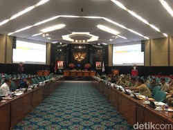 Akhir Tarik-Menarik DPRD-Pemprov DKI soal Defisit APBD Rp 16 T