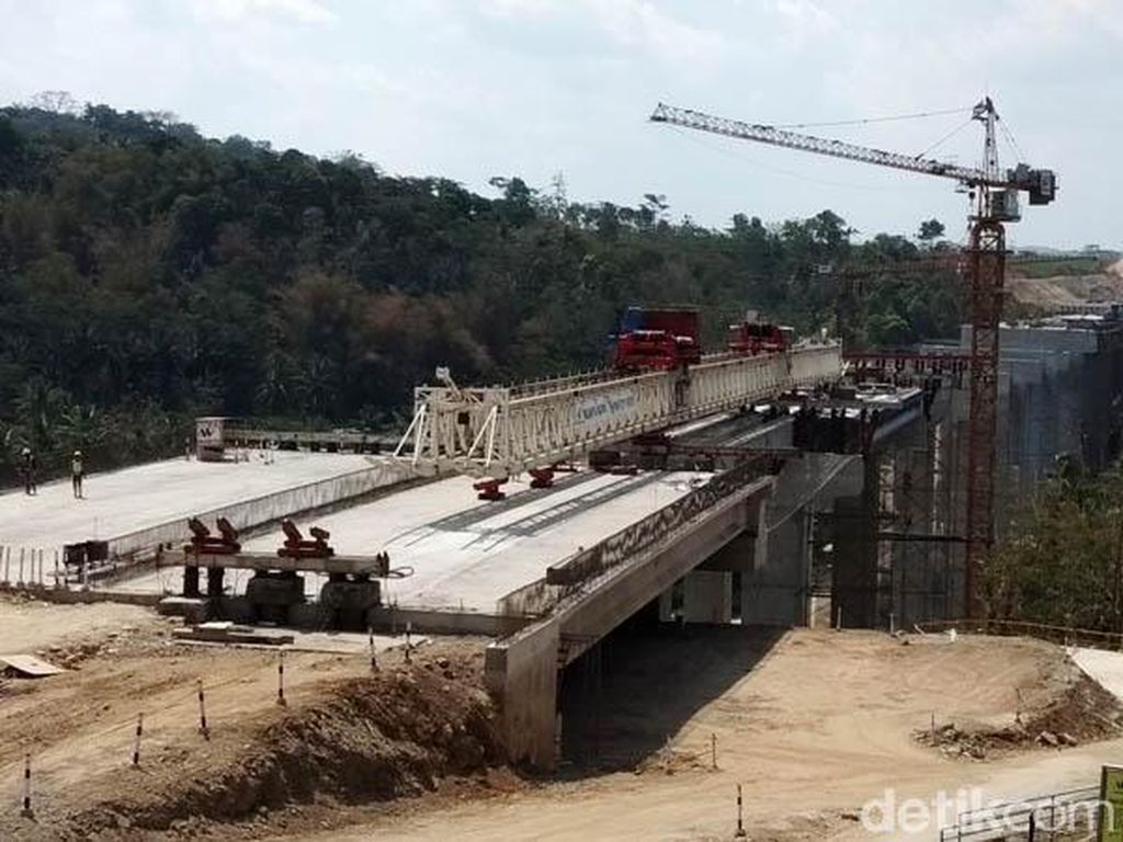 Viral saat Mudik Lebaran, Ini Progres Jembatan Kali Kenteng