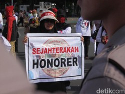 Apakah Guru Honorer Berhak Mendapat Dana Pensiun?