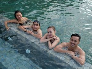 Menanti Momongan, Intip Rianti Cartwright Menjaga Kebugarannya