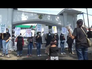 Kejati Jambi Didemo terkait Kasasi Korban Perkosaan Dibui Kejati Jambi Didemo terkait Kasasi Korban Perkosaan Dibui