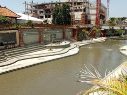 Video: Cantiknya Spot Nongkrong Taman Kumbasari di Bali