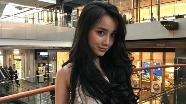 Foto: Mahasiswi Baru yang Viral dan Jadi Sensasi di Kampus, Bikin Naksir