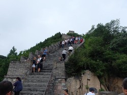 Mendaki Tembok Besar China dari Juyonggoan