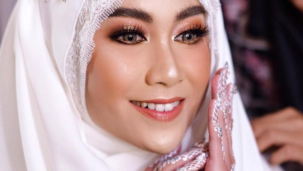 Taaruf, Anisa Rahma Cantik dengan Hijab ala Princess di Hari Pernikahan