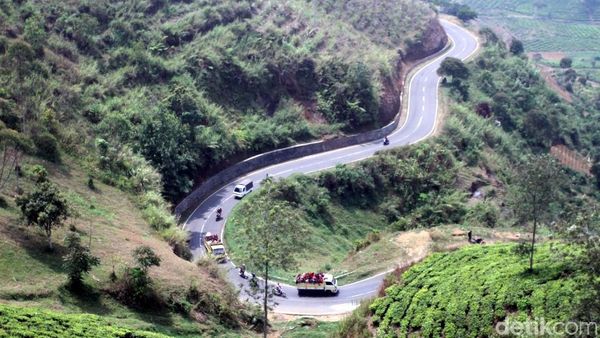 Foto: Jalan Buntu di Pangalengan yang Instagramable