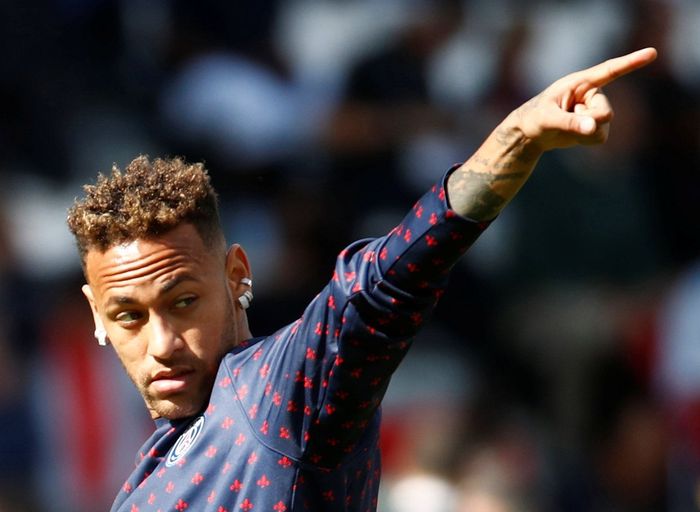 Pemain bintang Paris St. Germain Neymar dicap tukang diving. (Foto: Christian Hartmann/Reuters) Pemain bintang Paris St. Germain Neymar dicap tukang diving. (Foto: Christian Hartmann/Reuters)