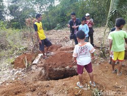 Cerita Penggali Kubur 3 Jasad Sekeluarga di Ciamis yang Masih Utuh