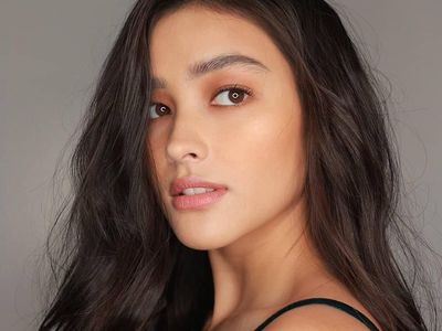 Pesona Liza Soberano, Wanita Tercantik Asal Filipina