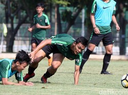 Rian, sapaan karib Rachmat Irianto, sempat menjalani periode muram karena cedera selama kuran glebih 5 bulan terakhir.