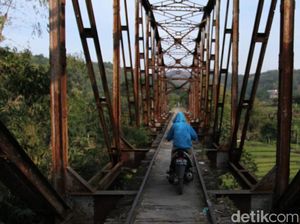 Jalur Kereta Bandung-Ciwidey Mati Pasca Kecelakaan 1972