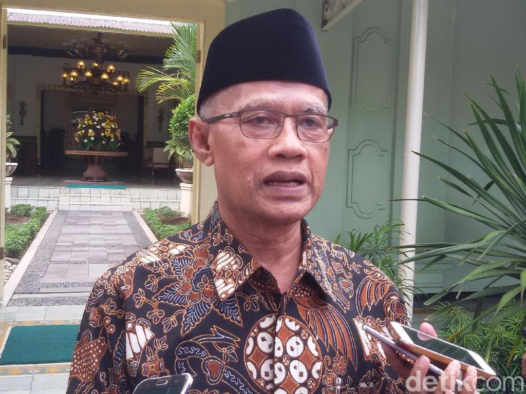 Haedar Nashir: Eloknya Wakil Rakyat Bebas dari Sejarah Korupsi Haedar Nashir: Eloknya Wakil Rakyat Bebas dari Sejarah Korupsi