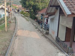 Reaktivasi Jalur Kereta Api, Pemprov Jabar Beri Santunan Bagi Warga