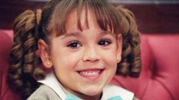 8 Potret Throwback Danna Paola, Si Maria Belen yang Makin Cantik