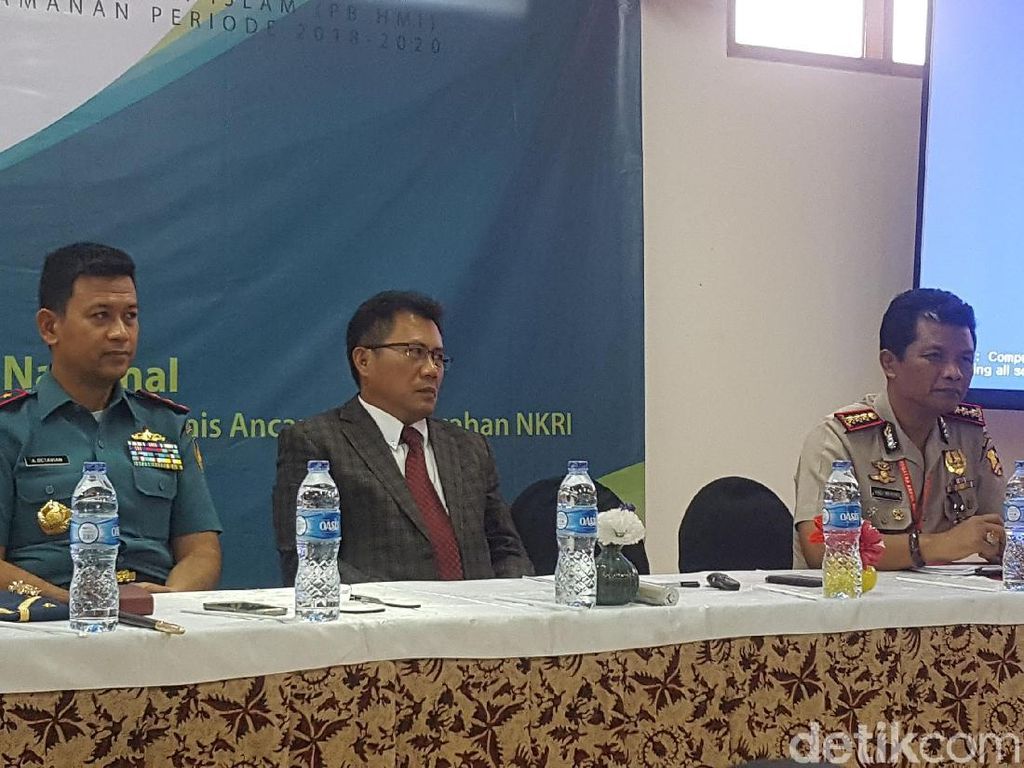 Mahasiswa Diminta Jadi Leader of Change Hadapi Radikalisme Mahasiswa Diminta Jadi Leader of Change Hadapi Radikalisme