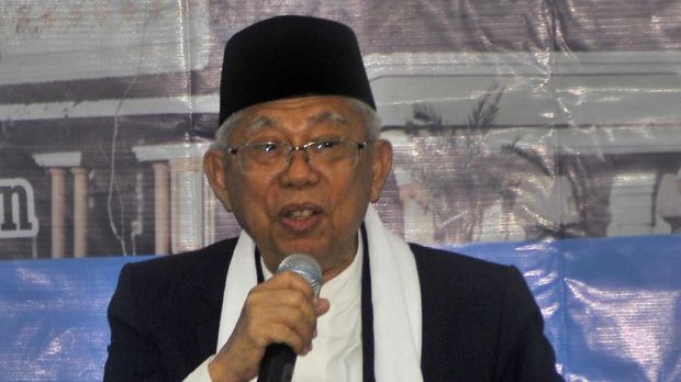 Ketua MUI, Ma'ruf Amin menyebut permohonan fatwa vaksin MR dari Kemenkes terlalu lama.