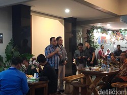 Gelar Cangkrukan Bareng Mahasiswa, Ini Harapan Kapolda Jatim