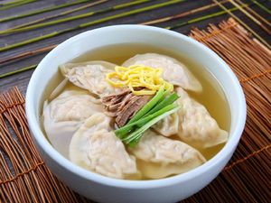 Dibuat Dengan Mesin Kini Dumpling Korea Siap Masuki Pasar Global