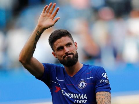 Giroud dibutuhkan untuk melapis Lukaku dan Martinez.