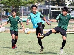 Sebagai persiapan sebelum turnamen segitiga itu, sebanyak 26 pemain Timnas U-19 berlatih di Lapangan Timnas, GBK Senayan, Jakarta, Selasa (18/09/2018).