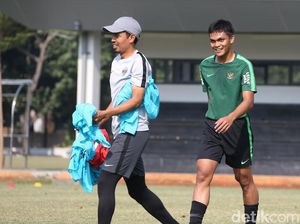 Rachmat Irianto Lanjutkan Kebersamaan di Timnas