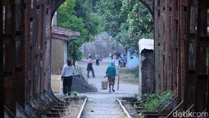 Penampakan Jalur Kereta Bandung-Ciwidey yang Lama Mati