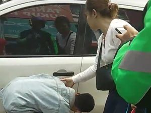 Viral Mobil Disenggol Anak SMP, Ibu-ibu Bantah Minta Rp 1,5 Juta