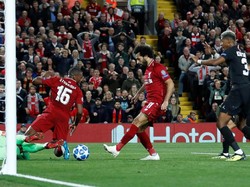 Mohamed Salah sempat menjebol jala Paris St-Germain tapi sayangnya dianulir karena lebih dulu terjadi pelanggaran kepada kiper PSG. (Carl Recine/Reuters)