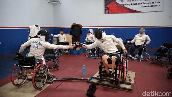 Melihat Persiapan Atlet Anggar Kursi Roda Jelang Asian Para Games