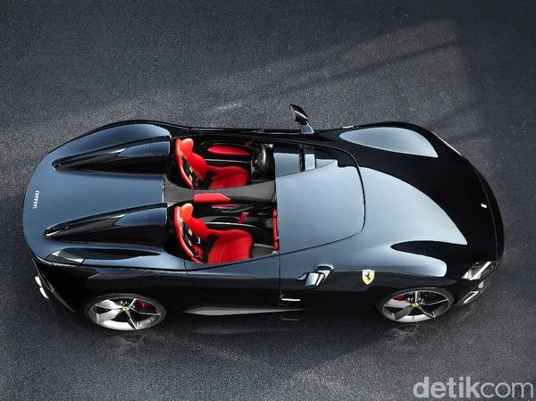 Ferrari untuk Pencinta Sejati