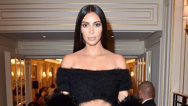 Mengungkap Keaslian Bokong Kim Kardashian, Natural atau Palsu?