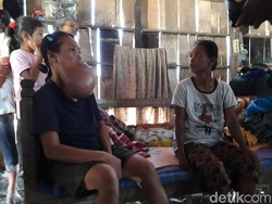 Menjenguk Sukinem yang 9 Tahun Menderita Kanker di Boyolali