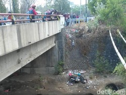 Hindari Kecelakaan, Seorang Biker Tewas Jatuh ke Jurang 10 Meter